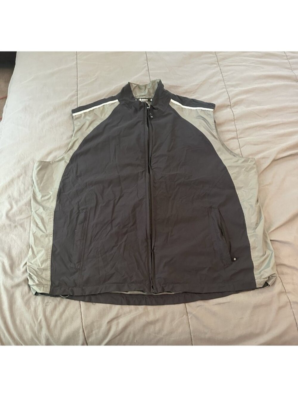 Sunice Typhoon Gold‎ Wind Vest Mens XXXL Black Gray Lightweight Windbreaker Zip